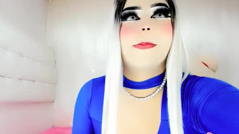 samanthax_xissadora1 online show from February 10, 10:20 am