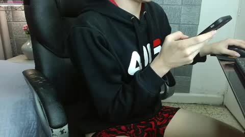 Sam online show from April 11, 8:02 pm