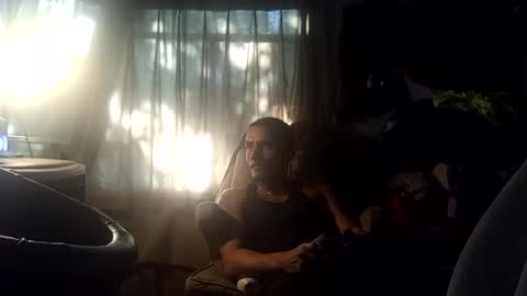 sameeed99 online show from October 9, 10:15 pm