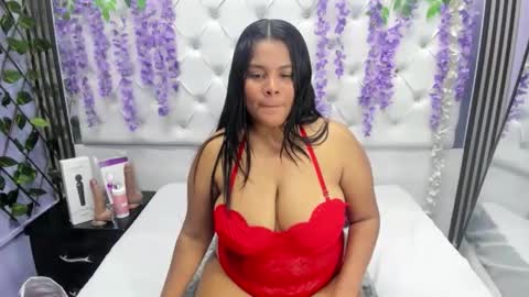 samevanshot online show from April 4, 8:05 pm