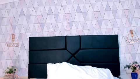 Samfrrost online show from April 15, 7:58 pm