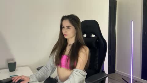 SamLure1 online show from April 20, 9:40 pm