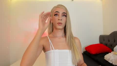 Sophia online show from April 21, 11:12 pm