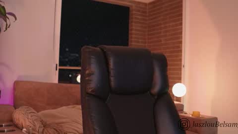 Sammy online show from March 29, 2:13 am