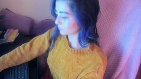   online show from April 19, 9:10 am