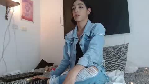 Snapshot of samntha_ferrer28 chatting on March 8, 5:49 am Samantha ferrer online show from March 8, 5:49 am