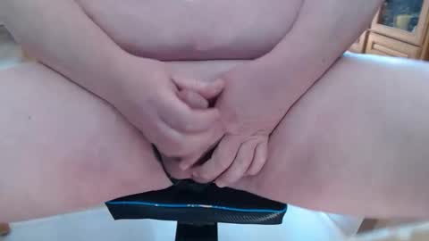 Sam online show from April 20, 2:09 pm