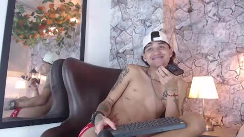 samueel_hilton online show from December 13, 7:25 am