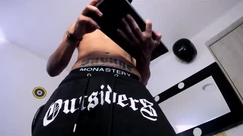   online show from March 20, 6:35 pm