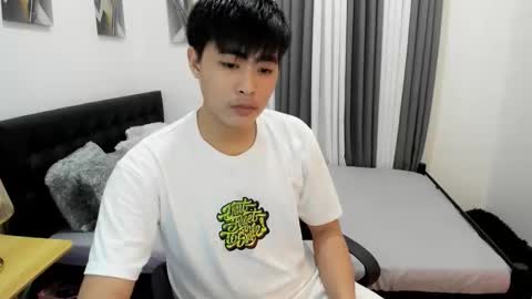 Sam online show from October 3, 7:55 pm