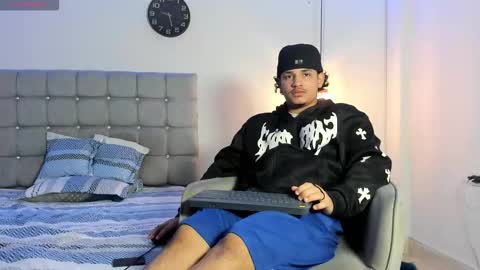 samxx_muscle online show from October 16, 2:28 pm