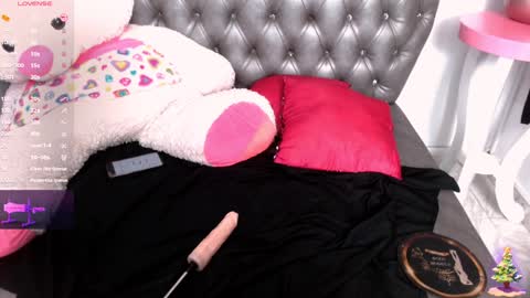 Snapshot of samy__milf chatting on December 29, 1:45 am Sammy online show from December 29, 1:45 am