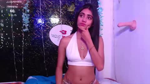 Laura mejia online show from July 11, 8:12 pm
