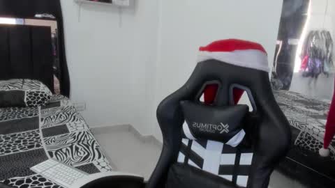 SamyHolbrook online show from December 4, 1:55 pm