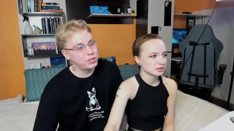 SamyScott online show from April 7, 8:27 am