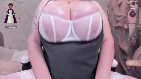 Sanata James online show from September 18, 4:49 am