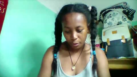 sandra1253099 online show from September 30, 6:18 pm