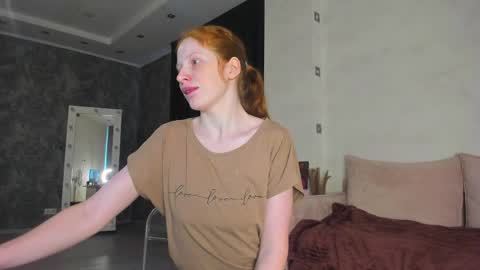 Sandra online show from March 31, 1:39 am