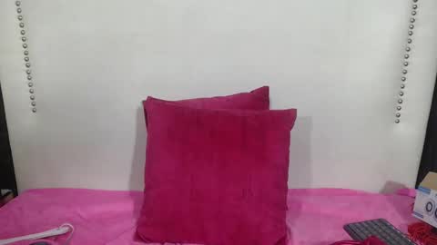 sandraclarkx69 online show from March 12, 12:47 pm