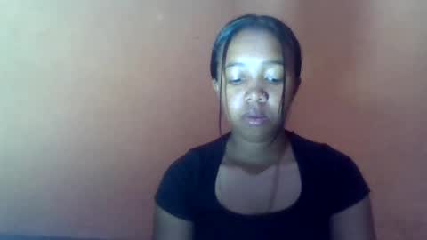 sandriana26 online show from April 14, 5:44 am