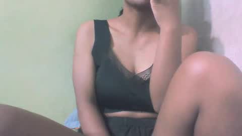 sandy735579 online show from February 24, 7:00 am