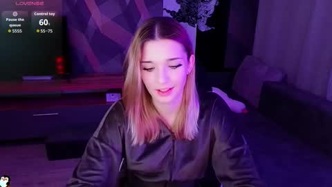 sandy_belle88 online show from September 27, 9:56 pm