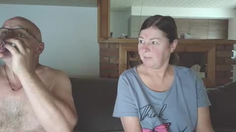 sanroom online show from October 10, 3:07 pm