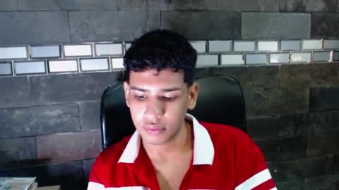 santi online show from November 9, 12:03 am