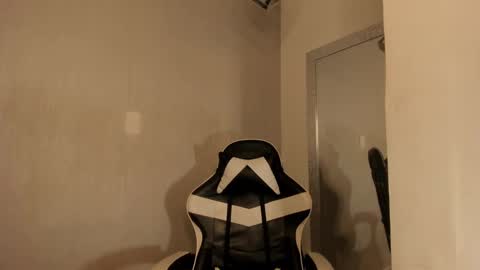 Julius Novachrono  online show from September 20, 8:12 pm