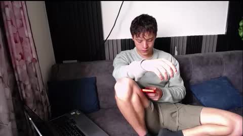 Santii online show from October 18, 2:21 pm