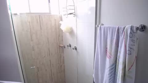 Santii online show from February 24, 6:47 pm