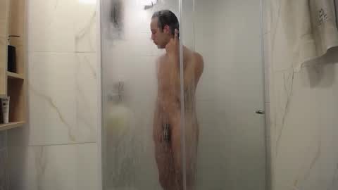 Santii online show from October 17, 1:59 pm