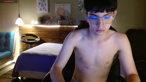 Santi online show from March 28, 1:12 pm