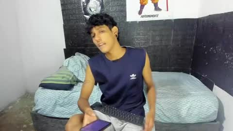 santos online show from May 5, 3:35 am