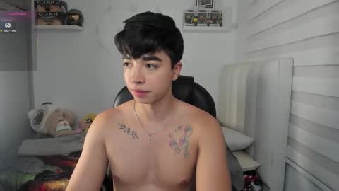 Mr. Santiago online show from March 21, 1:27 pm