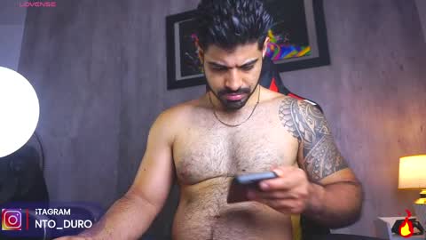 santiago online show from April 2, 9:16 am