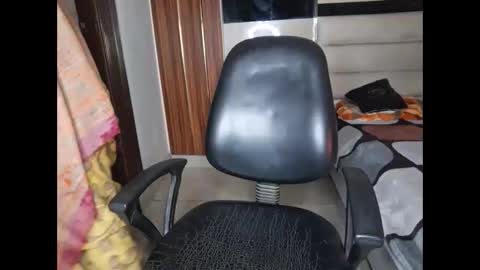 sanvi13 online show from January 12, 9:08 am