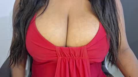 sanvi13 online show from April 15, 9:45 am