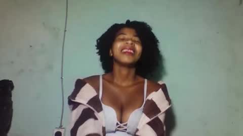 sanyah0123 online show from January 15, 6:44 am