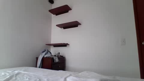 sanyaseraphine0 online show from October 9, 7:41 pm