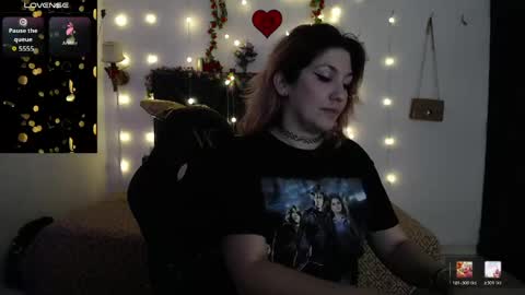 sanyaseraphine0 online show from May 6, 6:58 pm