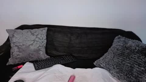 saorisworld online show from November 9, 1:31 am