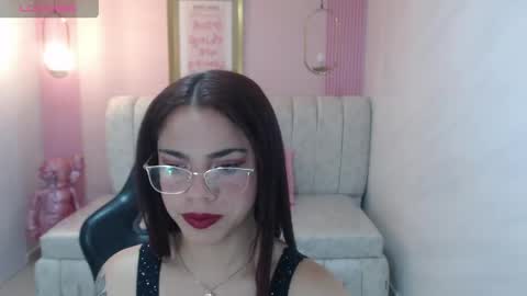 sara1_s online show from April 17, 3:20 am