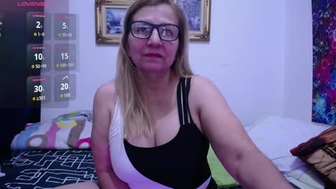 sara online show from October 11, 3:15 pm