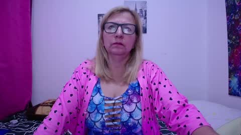 sara online show from February 14, 3:26 pm