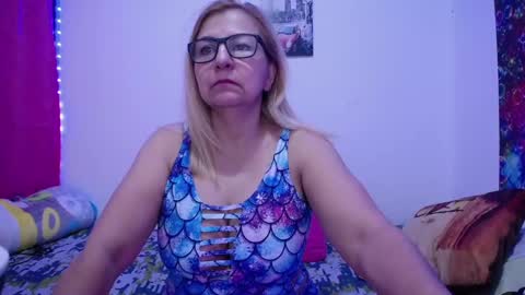 sara online show from March 11, 11:55 am