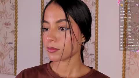 Sara online show from May 5, 8:47 pm