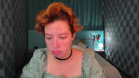 Sarah online show from September 14, 1:30 am