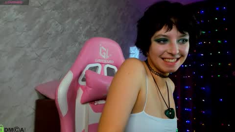 Sarah online show from October 15, 9:32 am