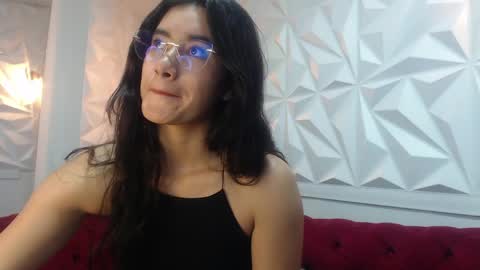 Sara online show from April 17, 12:07 pm